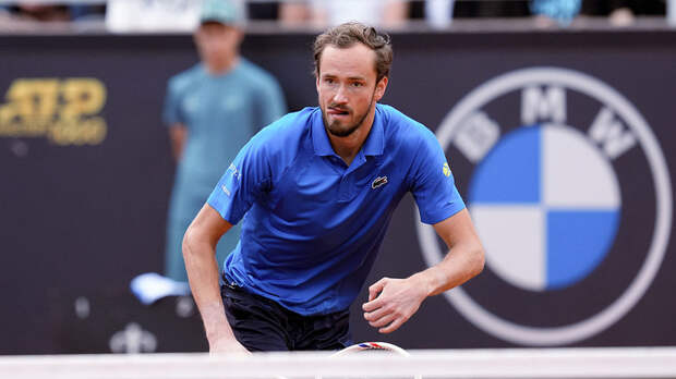 Медведев после вылета в Мадриде допустил поход на матч «Атлетико» — «Арсенал»