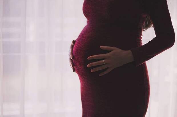 Минтруд проинформирует беременных и семьи с детьми о положенных пособиях