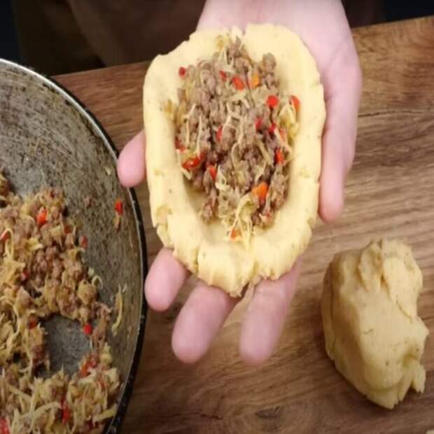 Картофельные зразы с начинкой из фарша. Вкусное и сытное блюдо: простой рецепт