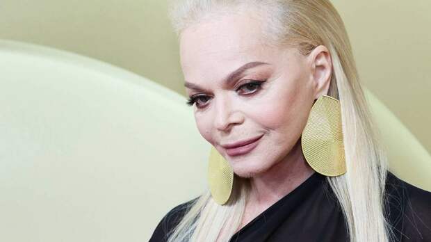 «Я думала, что выполняю указания ФСБ»: Лариса Долина вернет потерянные миллионы после мошенничества
