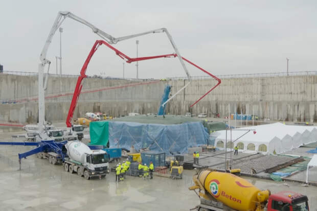 В России не поверили в проблемы со строительством АЭС в Венгрии после выборов