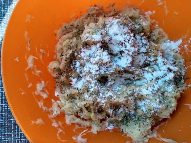 Котлеты по постному рецепту (честно говоря, они гораздо вкуснее кабачковых)