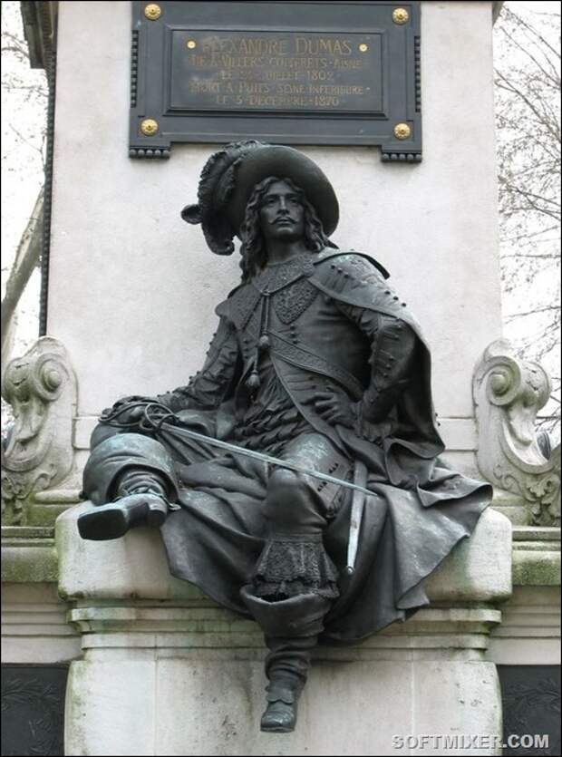 Paris-dumas-monument01