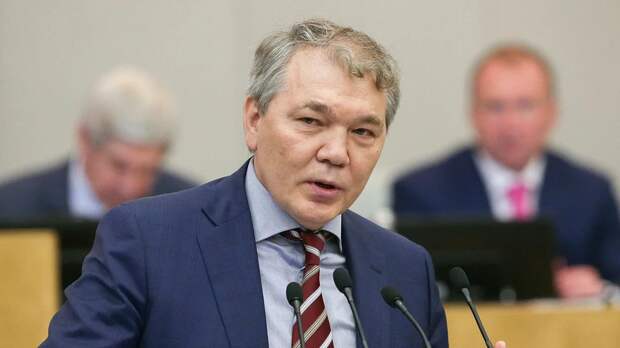 Один мой товарищ, который в свое время уволился из армии и устроился в полицию, проработав там несколько лет на оперативной должности, вспоминает эту службу как страшный сон.-5