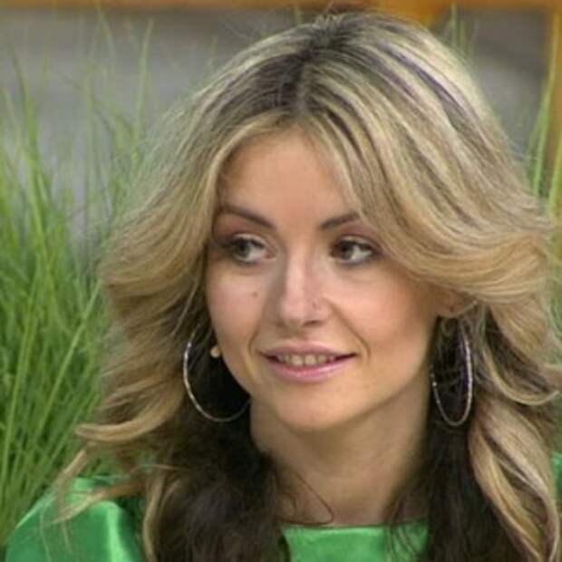 Бузова намекнула на свою беременность