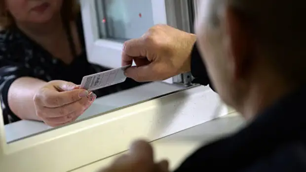 В ГИБДД опровергли сообщения о выдаче не соответствующих образцу прав