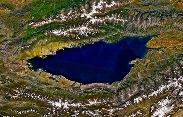 Было скрыто под водой древнее поселение на озере Иссык-Куль.