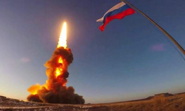 «Достигнет Лондона за восемь минут»: на Западе оценили удар «Орешника» по Украине