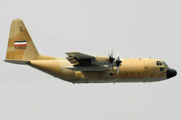 A flying C-130 Hercules.jpg