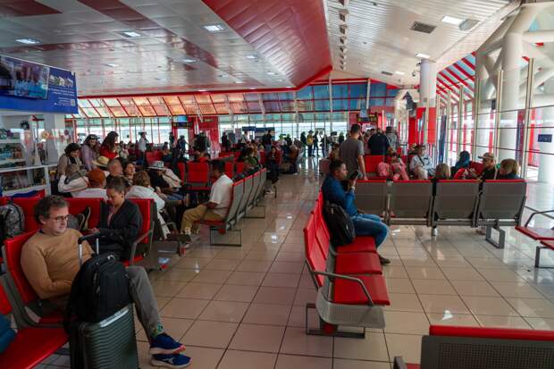 Сотни российских туристов застряли на Кубе из-за дефицита авиатоплива