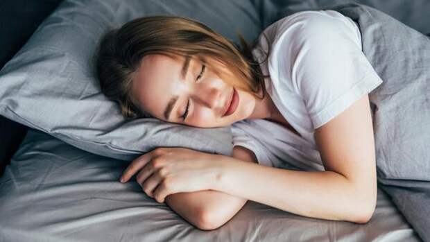 Как быстро наладить режим после новогодних праздников — просто включите свет