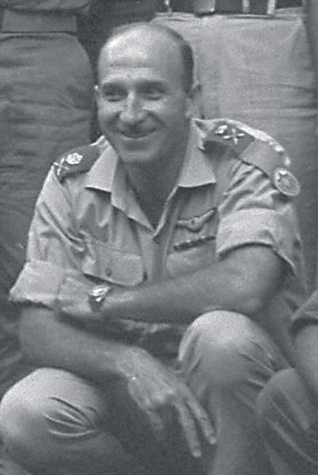 Командующий ВВС Израиля Мордехай Ход. 	Фото Рэма Лаховера
