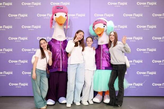 В Сириусе пресс-конференцией и квестом отпраздновали Синичкин день