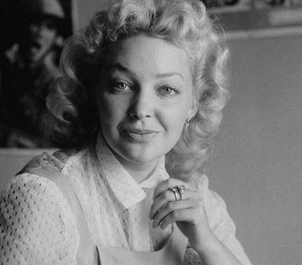 Москвички в 1956 году BIGPIC1 Москвички в 1956 году