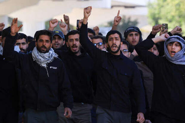 Депутат Делягин: действия США продвинули к власти в Иране отмороженных политиков