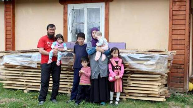 Внезапно оказалось: вышвырнутые из Крыма на Западную Украину исламисты немедленно начали строить «халифат» | Продолжение проекта &quot;Русская Весна&quot;