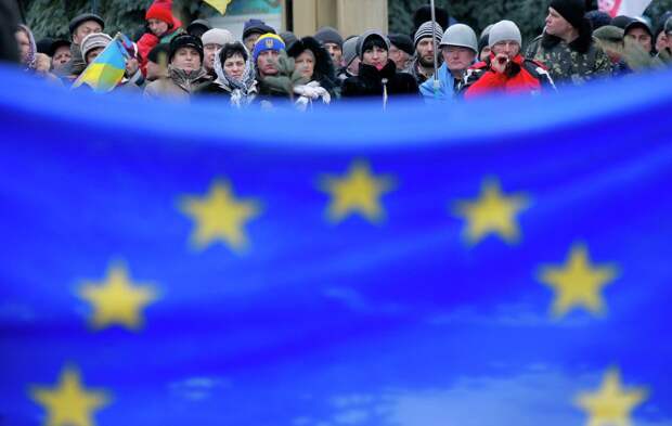 После «майданной» революции Украина отдала Западу больше денег, чем получила После «майданной» революции Украина отдала Западу больше денег, чем получила