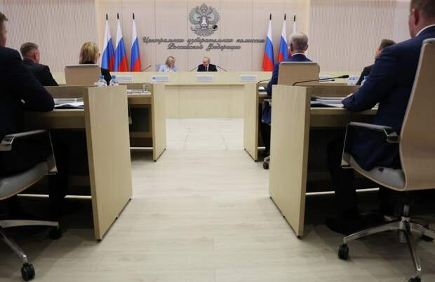 Путин рассчитывает на сплоченную работу обновленного состава ЦИК