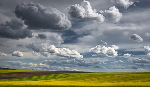 Layers and teh clouds by Andy58/András Schafer on 500px.com