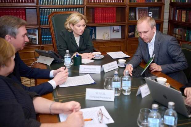 Ольга Любимова провела встречу с продюсером Okko Гавриилом Гордеевым