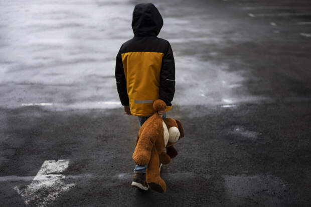 Пропавшего 3 дня назад 12-летнего школьника ищут сотни жителей Калининграда