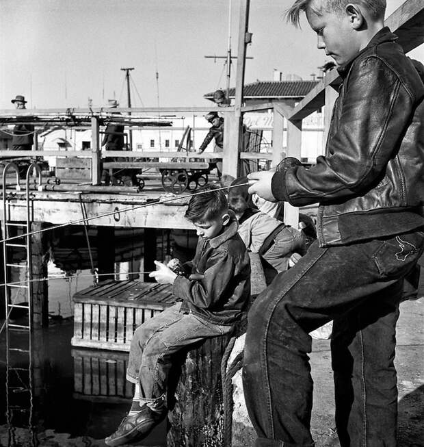 San-Frantsisko-ulichnye-fotografii-1940-50-godov-Freda-Liona 54