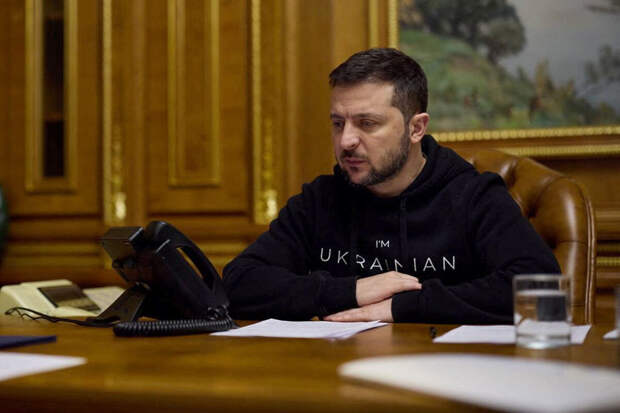 Зеленский поговорил с премьером Канады Карни перед встречей с Трампом