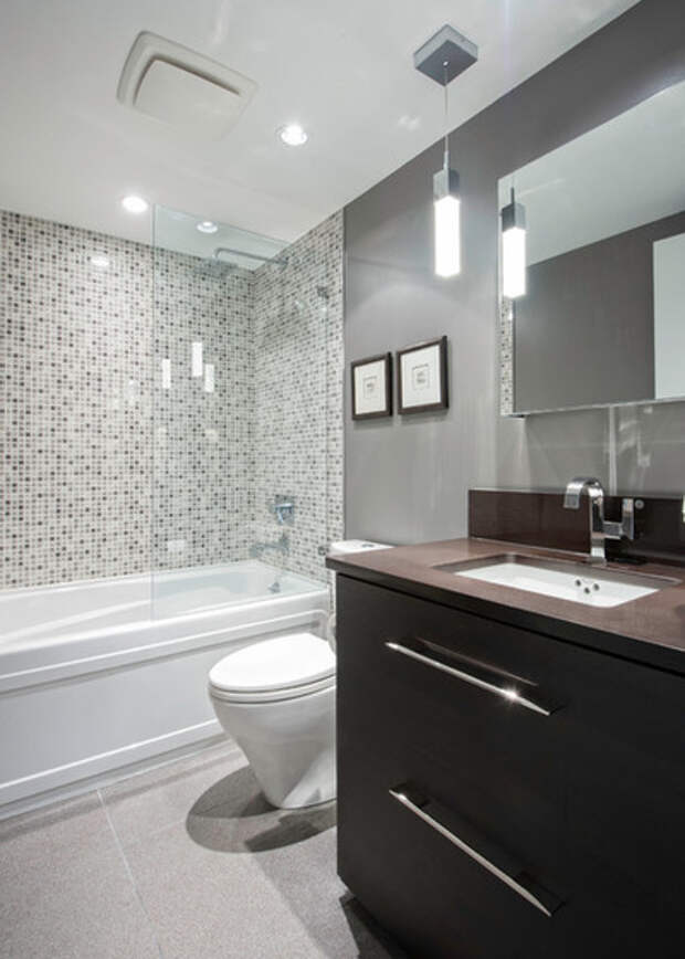 Современный Ванная комната by Renocon Design