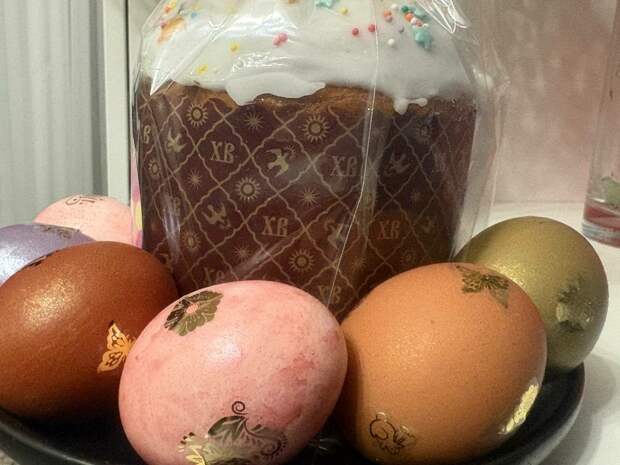 Авито: петербуржцы на 63% чаще искали поваров на дом перед Пасхой