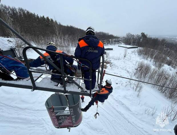 В Уфе спасатели МЧС России провели учения на канатной дороге