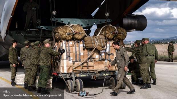 Российский самолет успешно доставил гуманитарную помощь в Дейр-эз-Зор