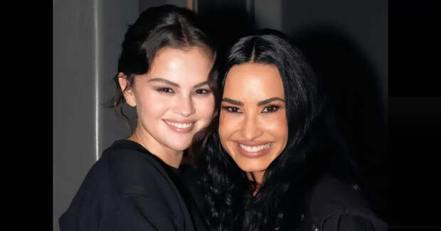 Подруги детства Селена Гомес и Деми Ловато встретились впервые за 10 лет