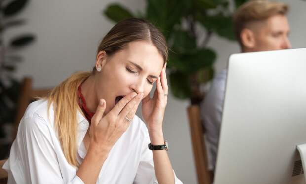 Зеваете чаще обычного? Организм может предупреждать об этой проблеме