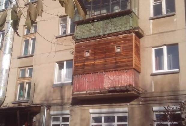 Настоящий фанат бани может соорудить ее где угодно и из чего угодно  баня, прикол, сауна, юмор