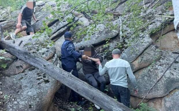 Четырех туристов спасли в Каркаралинском районе