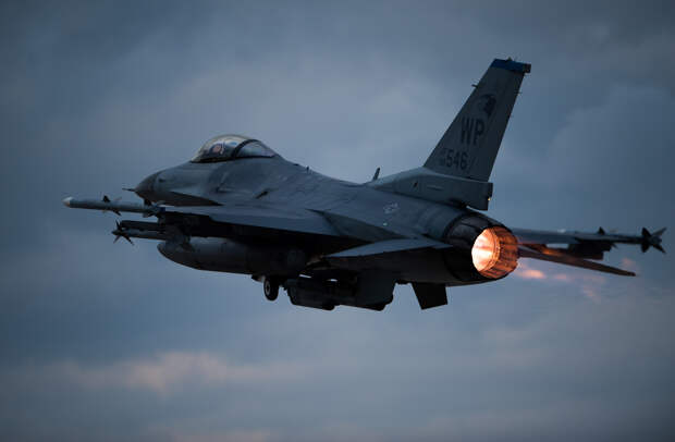 В Госдуме предупредили, что любые поставленные Украине F-16 будут уничтожены