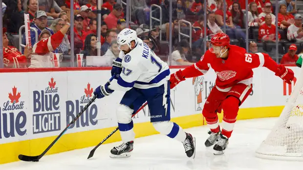 «Тампа» обыграла «Детройт» в матче НХЛ, Кучеров набрал четыре очка