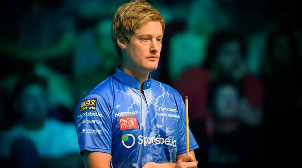 Видео 1/2 финала Champion of Champions 2025 по снукеру