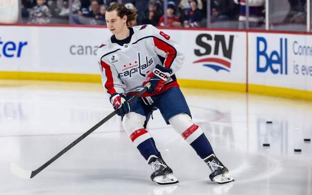 «Вашингтон Кэпиталз» объявил о продлении контракта с российским форвардом Тринеевым