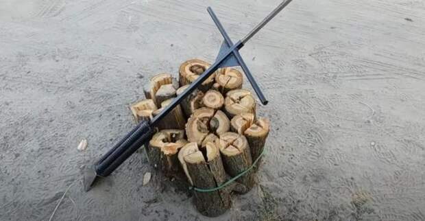 Ударный колун для быстрой колки дров