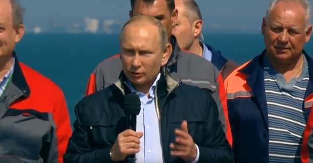 Путин за 16 минут доехал из Краснодарского края до Керчи по Крымскому мосту  Путин за 16 минут доехал из Краснодарского края до Керчи по Крымскому мосту