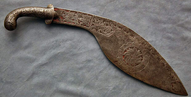 Нож кукри: легендарные непальские боевые ножи на страже порядка