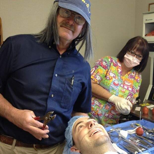 My Coworker Got His Wisdom Teeth Removed The Other Day, The Doctor Said He Would Take A Funny Picture While He Was Under Anesthesia...
