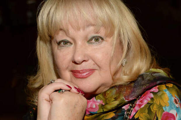 Актриса Гвоздикова опровергла, что Кузьменков угрожал ее отравить