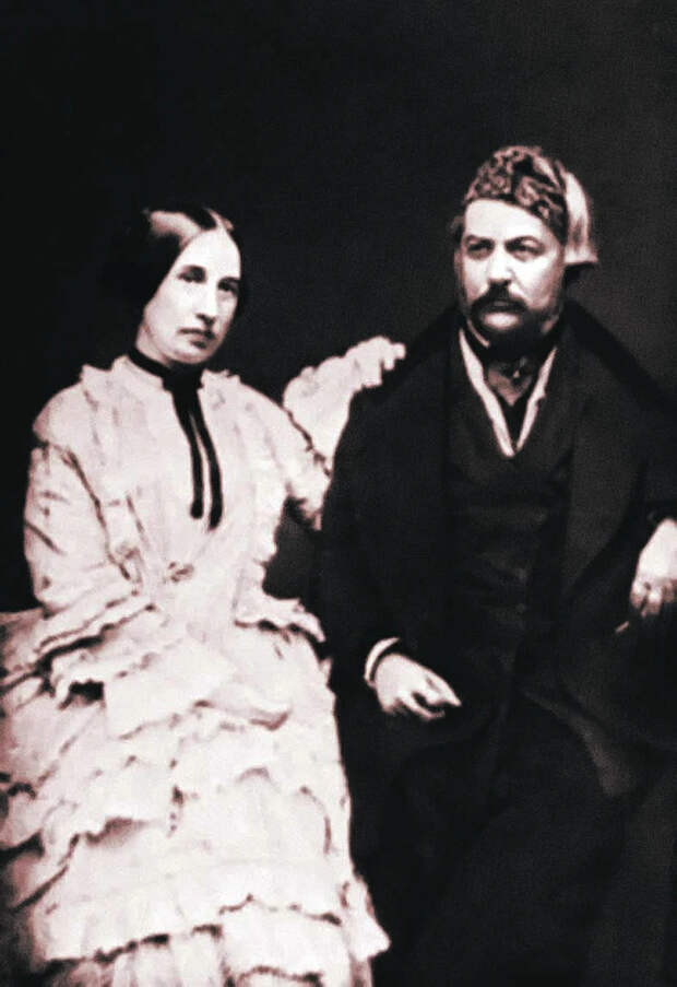 Глинка с женой Марией (по мнению некоторых историков - с сестрой). В любом случае выглядит композитор мрачным.