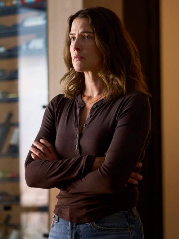 Val must deal with her abusive ex-husband.