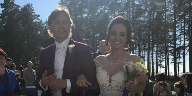 Супруга Карпина - о возвращении мужа в "Ростов": я безумно рада