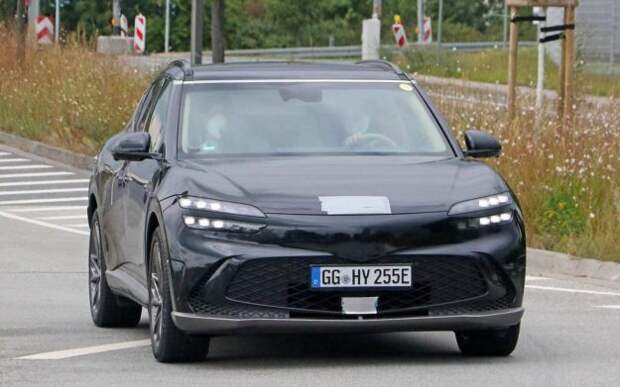 genesis-gv60-spy-photo-pretproizvodni-prototip-2021-proauto-01