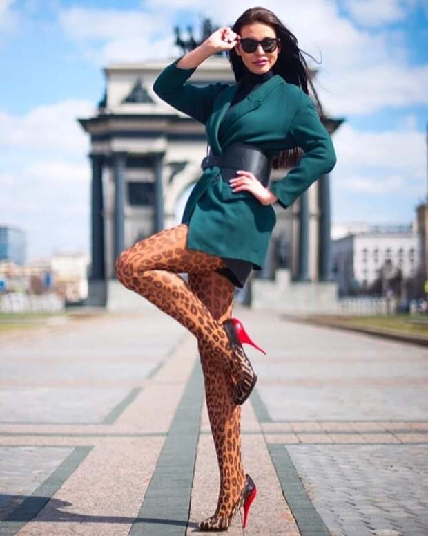 Какие колготки в моде в 2020