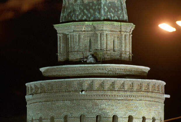 Снайпер на башне Кремля